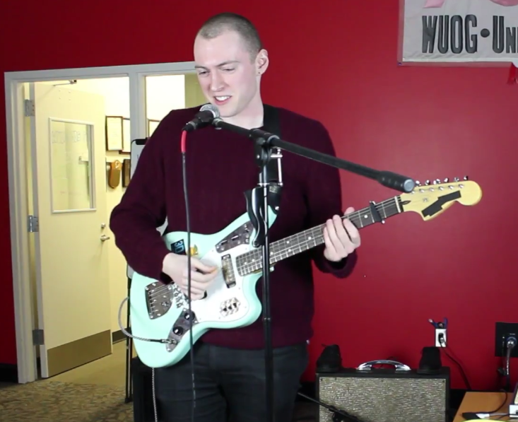 Live in the Lobby w/ Walte Young